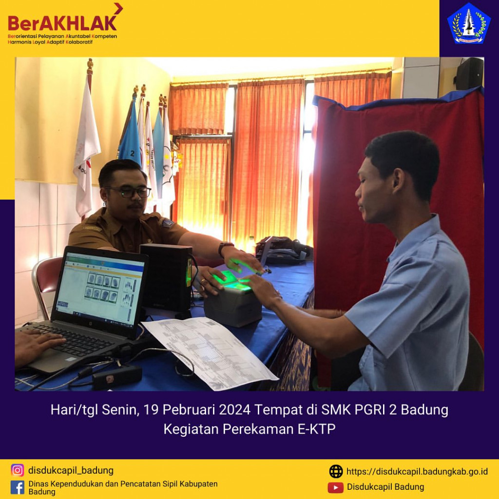 Tim Go Laying Adminduk Melaksanakan Jemput Bola Perekaman E-KTP di SMK PGRI 2 Badung