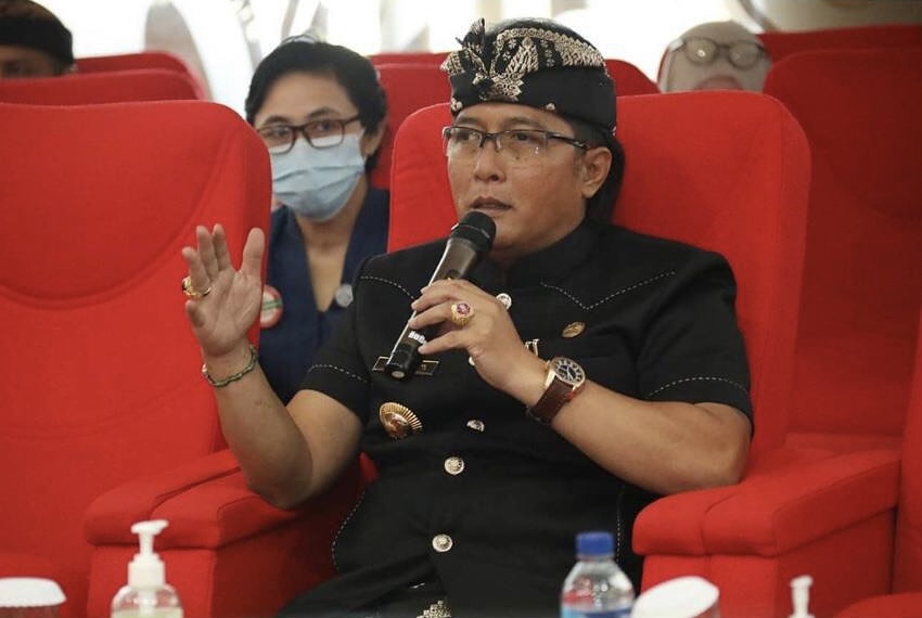 Bupati Giri Prasta Launching Inovasi Pelayanan Kesehatan dan Kependudukan di Badung BPJS Pusat Apresiasi aplikasi e-Cakep Sebagai Inovasi Kesehatan Pertama di Indonesia