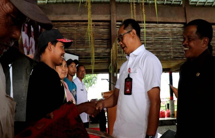 Disdukcapil Badung Launching Kampung Gisa (Gerakan Indonesia Sadar Administrasi Kependudukan) di Petang